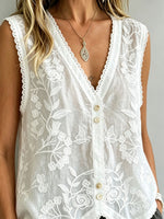 Women’s Floral Embroidery Scalloped V Neck Sleeveless Button Down Vest