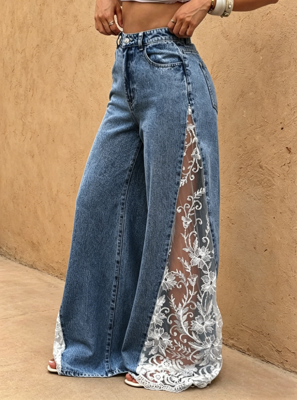 Women's Lace Side-Panel Wide-Leg Jeans